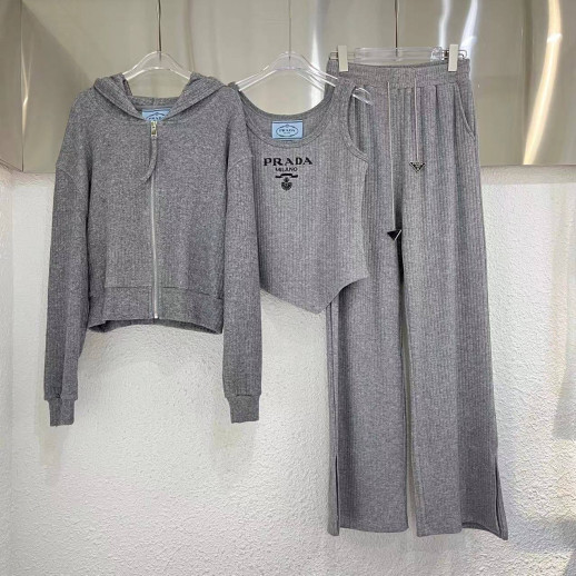 Трикотажный костюм тройка Prada 7033
