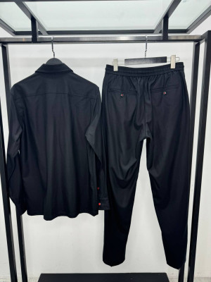 Костюм прогулочный из тонкого кашемира Kiton 17552 2