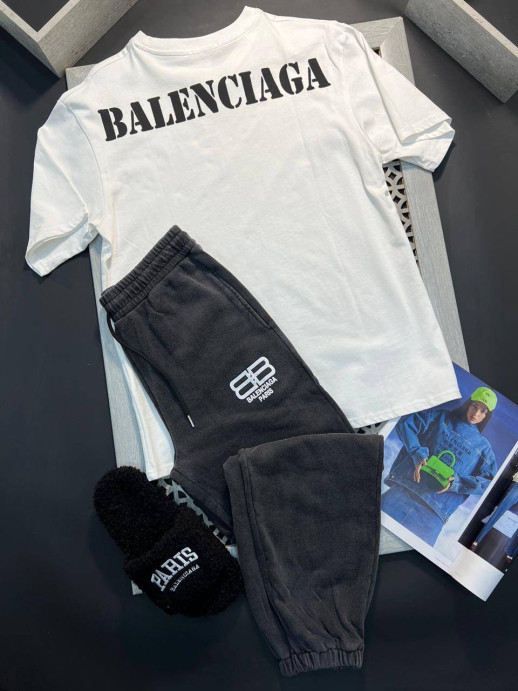 Футболка Balenciaga 10844