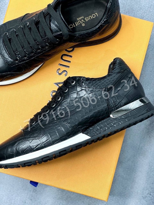 Кроссовки из кожи крокодила  Louis Vuitton 21082
