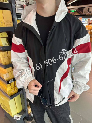 Бомбер Balenciaga 5488 2