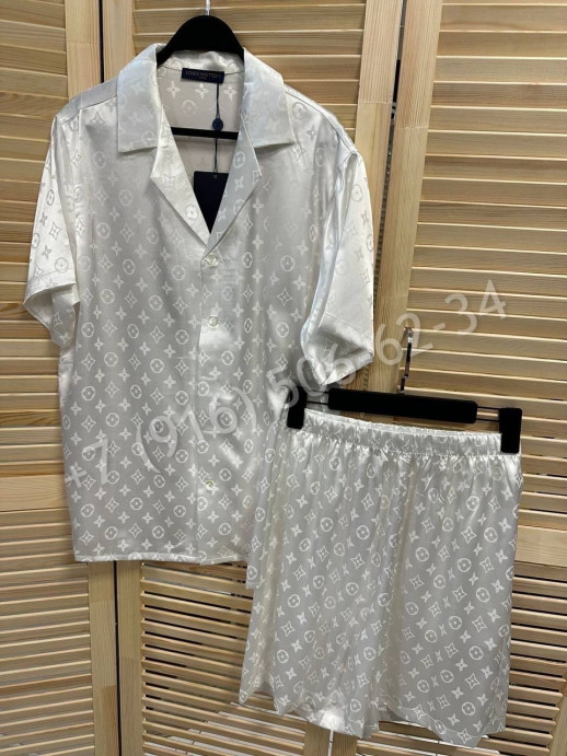 Прогулочный костюм Louis Vuitton 18181
