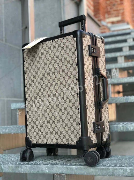 Дорожный чемодан Gucci 16983