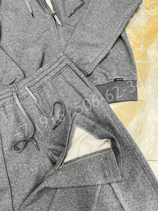 Прогулочный костюм Tom Ford 18877