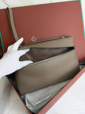 Клатч Loro Piana  30*18 28766 1