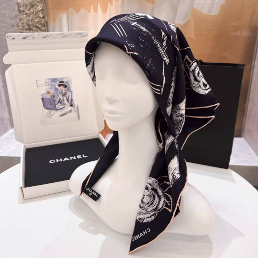 Платок CHANEL 36002