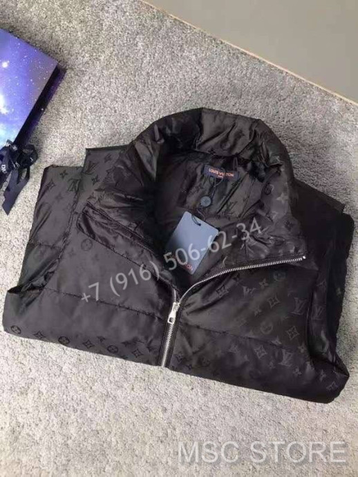 Жилетка Louis Vuitton 9240