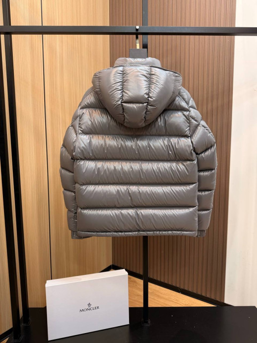 Пуховик  Moncler 21097