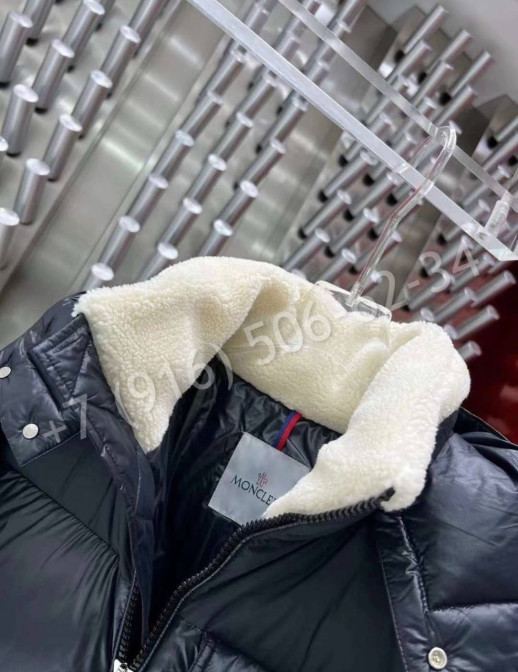 Куртка Moncler 22902