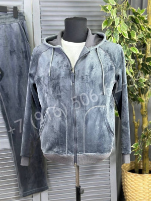 Прогулочный костюм Tom Ford 23618