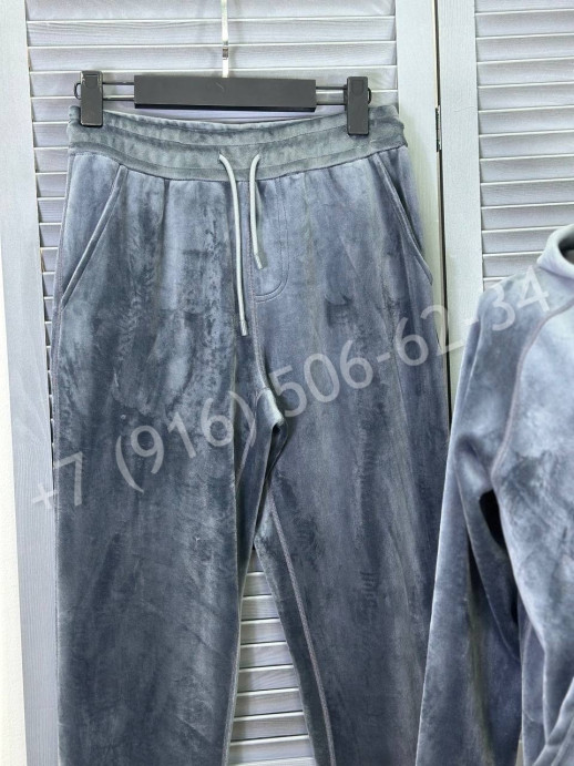 Прогулочный костюм Tom Ford 23618