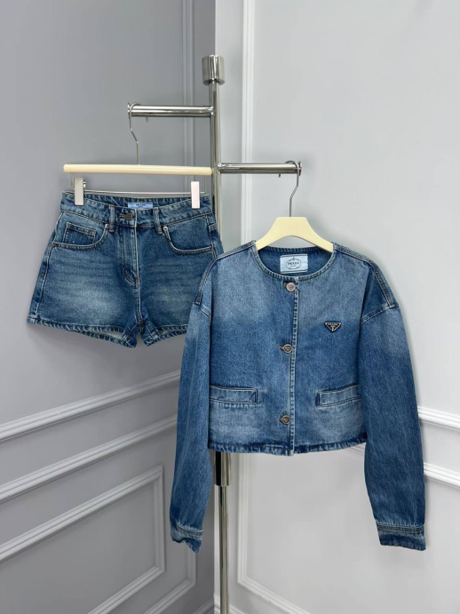 Костюм Prada 13714