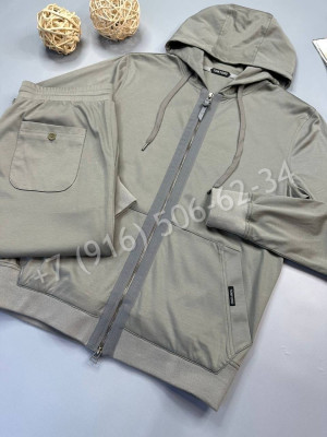 Прогулочный костюм Tom Ford 17789