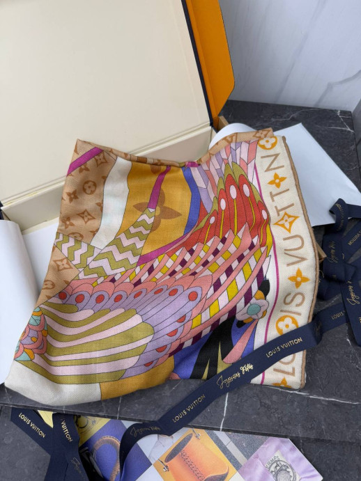 Платок Louis Vuitton 10627