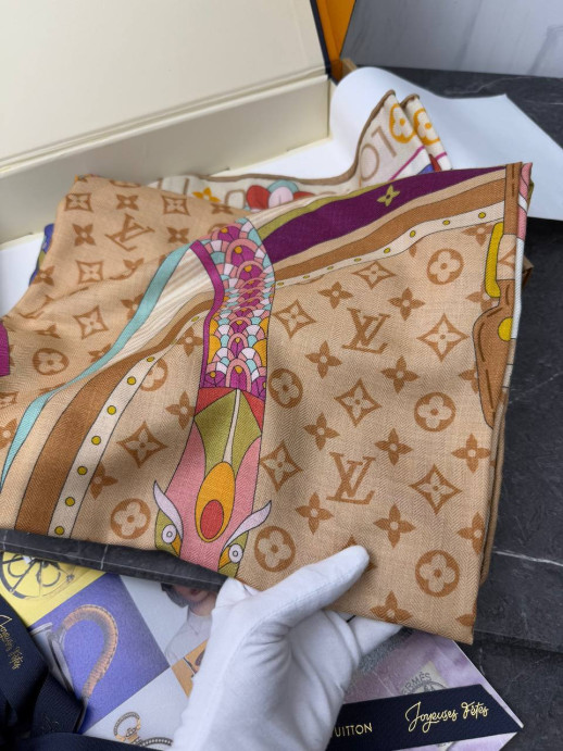 Платок Louis Vuitton 10627