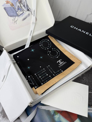 Платок CHANEL 36004