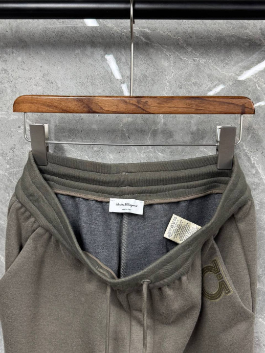 Брюки Salvatore Ferragamo 19201 1