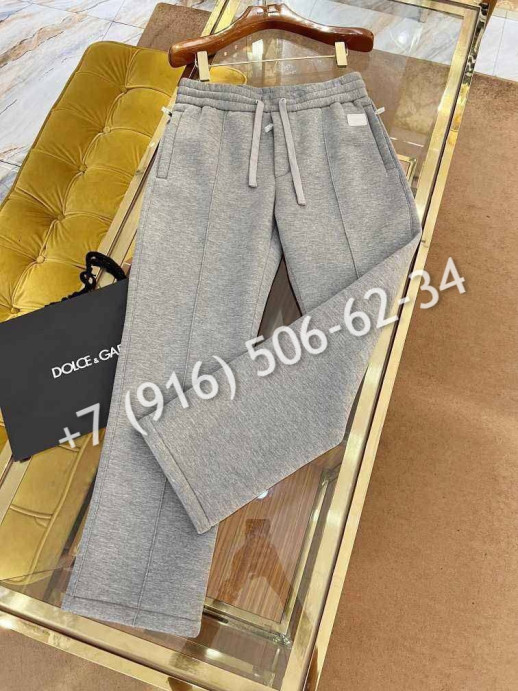 Костюм прогулочный Dolce & Gabbana 25290 1