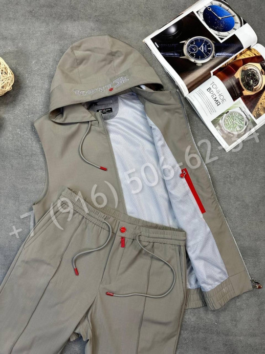 Прогулочный костюм KITON 31072