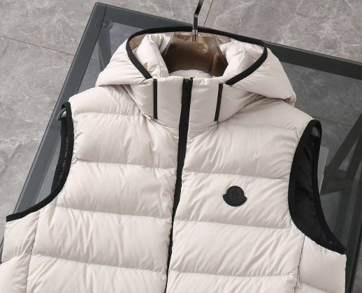 Жилетка Moncler 20813
