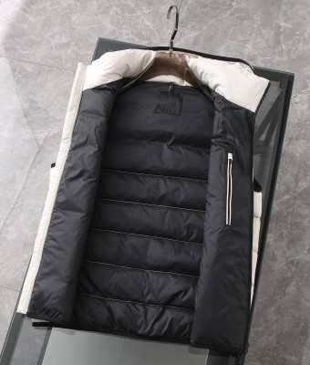 Жилетка Moncler 20813