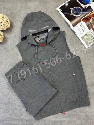 Прогулочный костюм KITON 31073