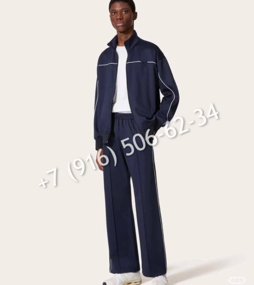 Прогулочный костюм Valentino 29790 1