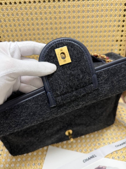 Сумка Chanel из шерсти 34763