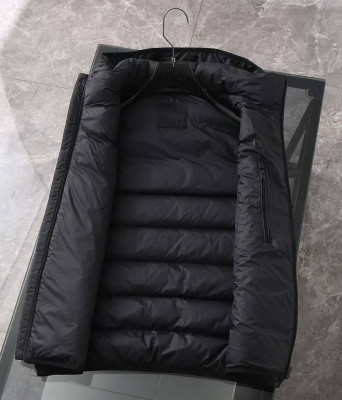 Жилетка Moncler 20813 1