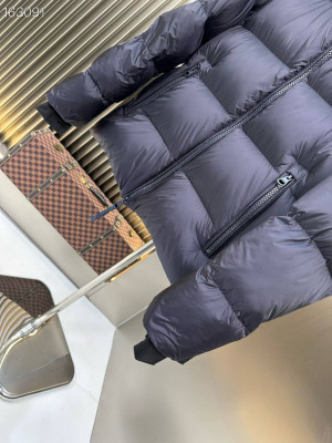 Пуховик Burberry 22966