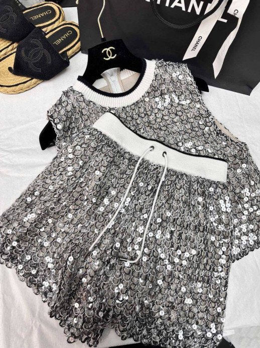 Костюм Chanel 19999