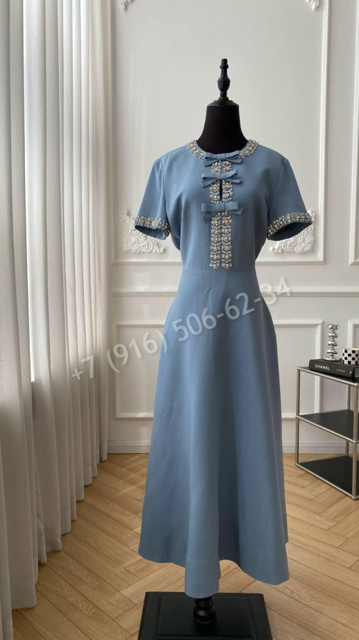 Платье Valentino 34478