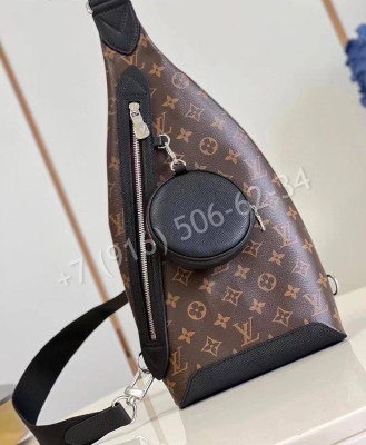 Сумка-слинг Louis Vuitton 17189