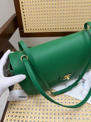Сумка Chanel maxi flap 34764 1