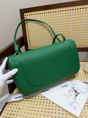 Сумка Chanel maxi flap 34764 1