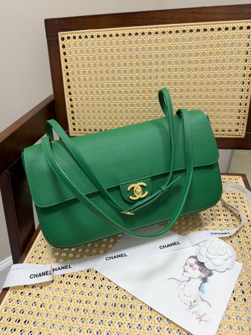 Сумка Chanel maxi flap 34764 1