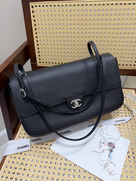 Сумка Chanel maxi flap 34764 2