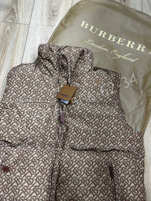 Жилетка Burberry 19301