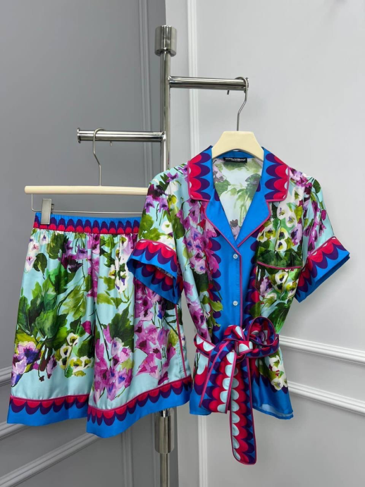 Костюм Dolce & Gabbana 15481