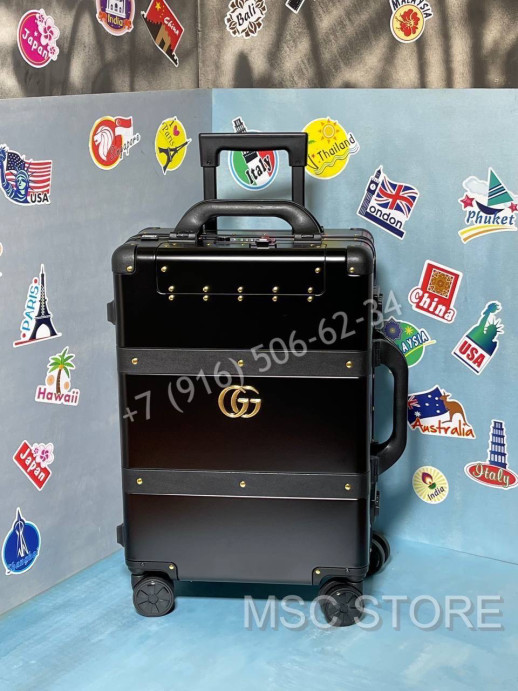 Дорожный чемодан Gucci 8254
