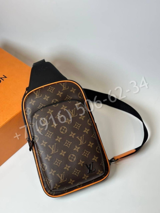Сумка Louis Vuitton 21870