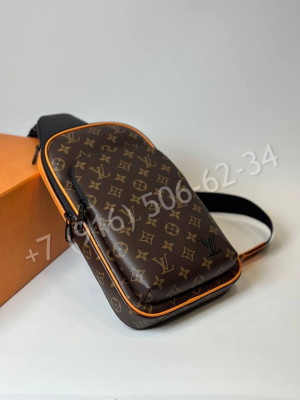 Сумка Louis Vuitton 21870