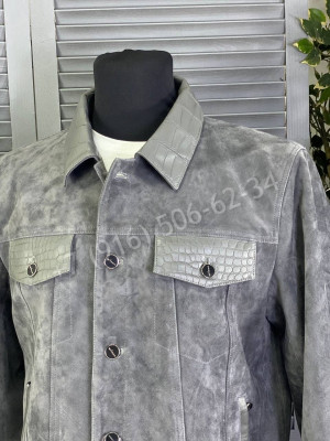 Замшевая куртка KITON со вставками кожи крокодила 14335