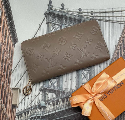 Кошелек Louis Vuitton 10440
