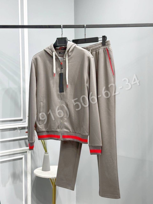 Прогулочный костюм KITON 20504