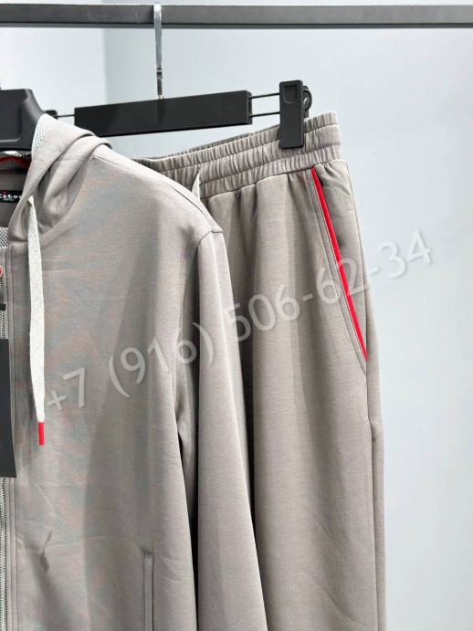 Прогулочный костюм KITON 20504