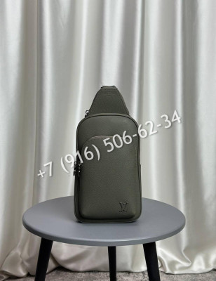 Сумка-слинг Louis Vuitton 33873 3