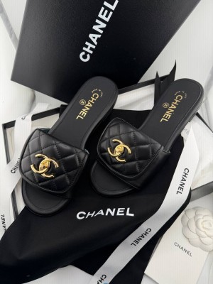 Тапочки Chanel 34431