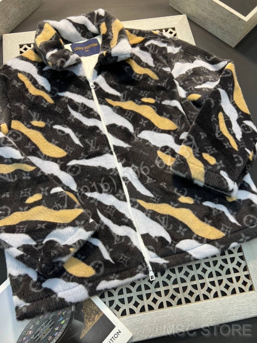 Бомбер Louis Vuitton 10217