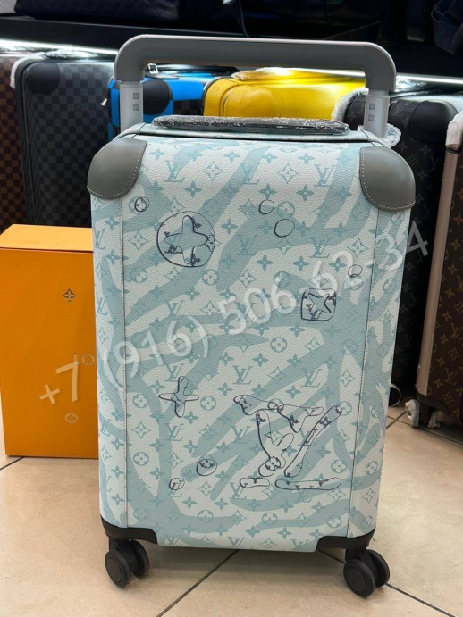Дорожный чемодан Louis Vuitton 21925